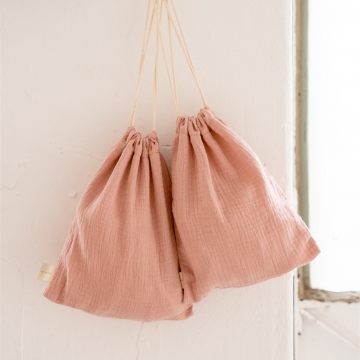 Duo of plain pouches